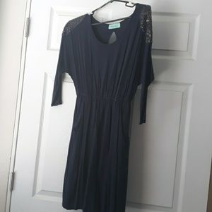 Navy blue dress with pockets